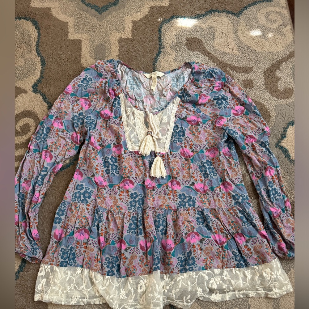 Women’s Matilda Jane long sleeve shirt size small